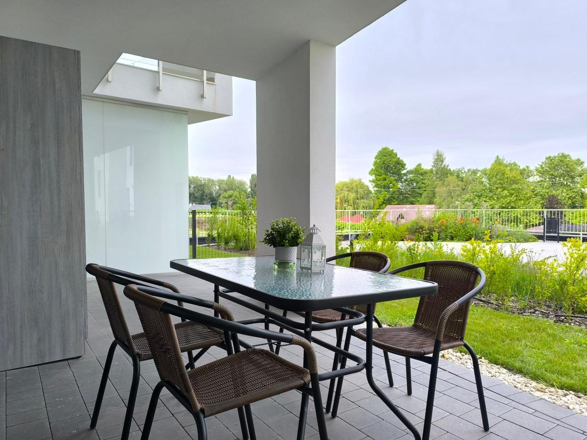 Helikon Terrace Susanne Apartment Кестхей Экстерьер фото