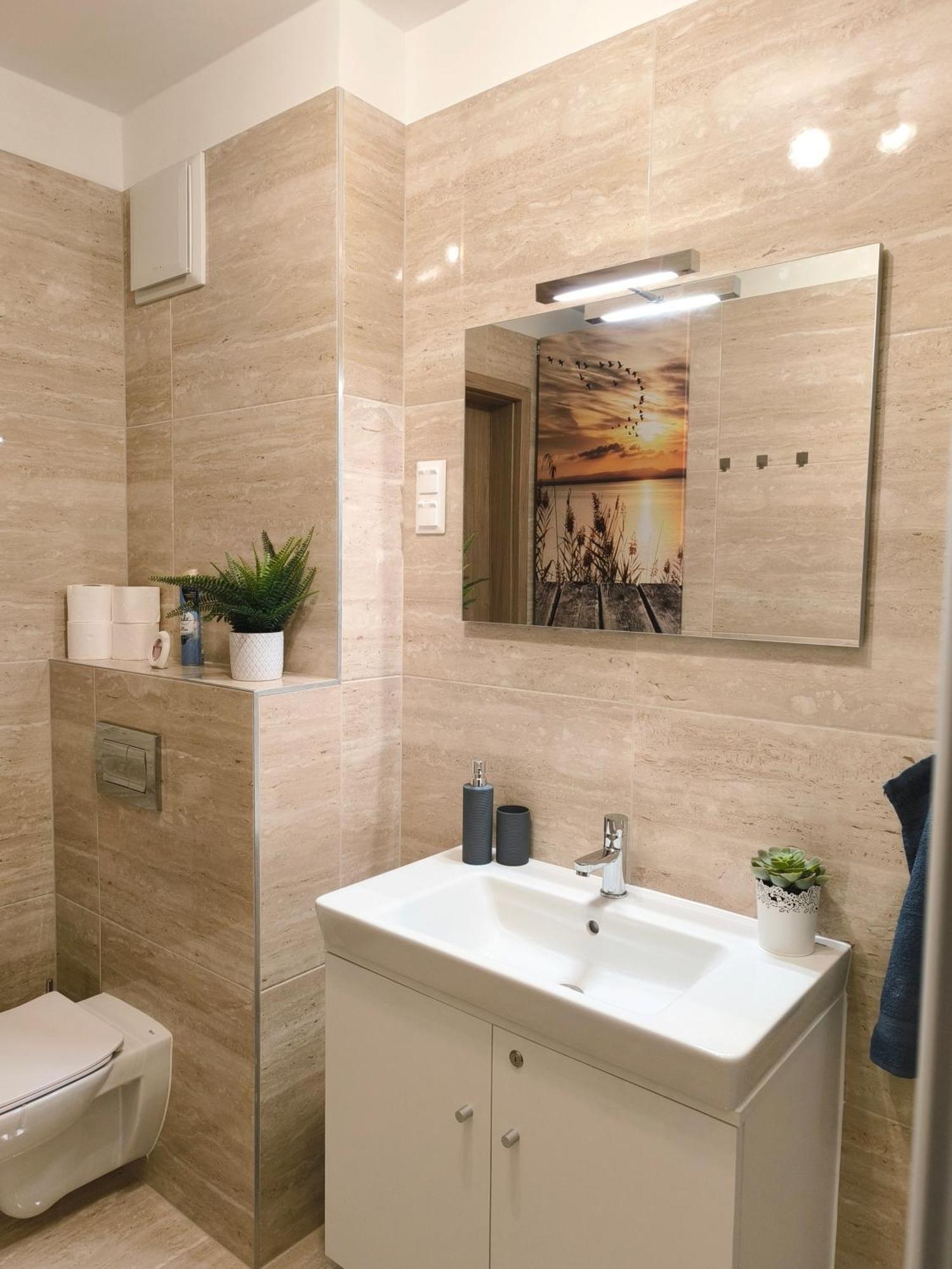 Helikon Terrace Susanne Apartment Кестхей Экстерьер фото
