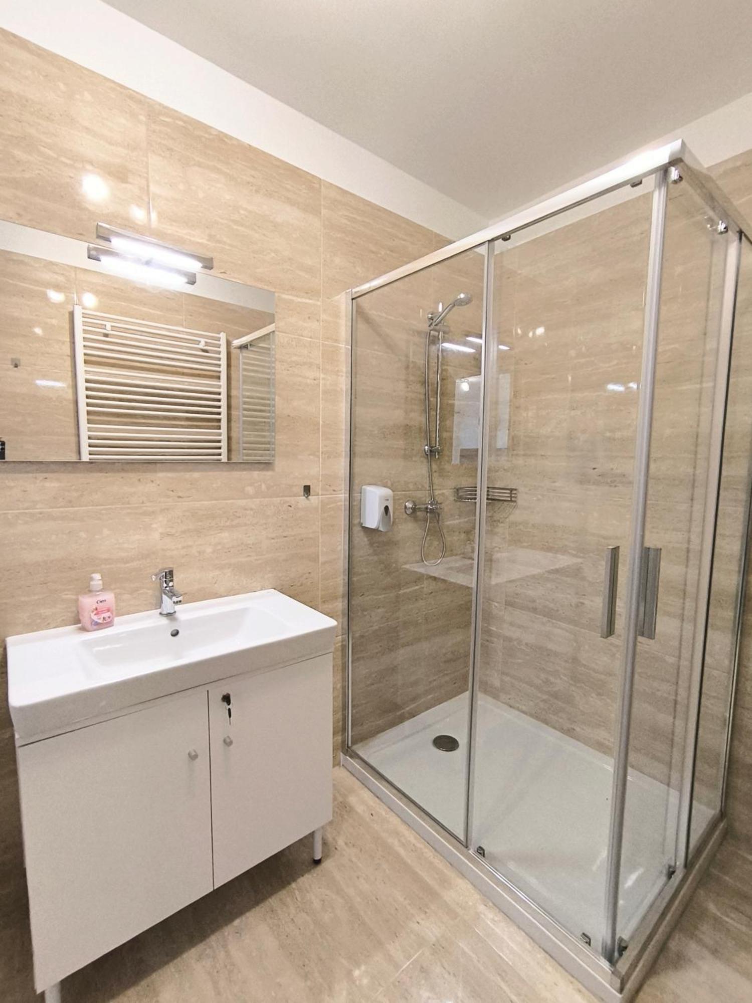 Helikon Terrace Susanne Apartment Кестхей Экстерьер фото