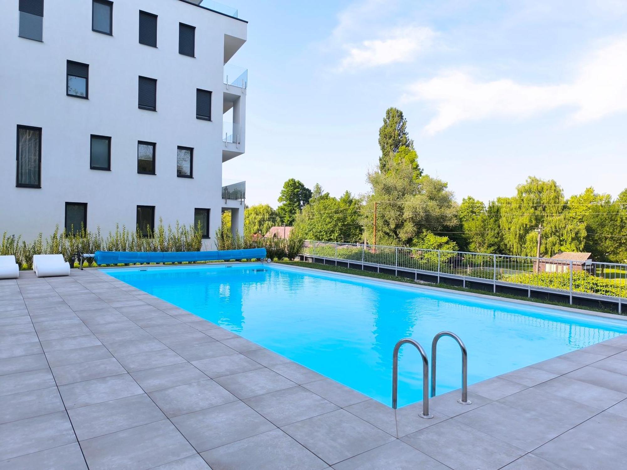 Helikon Terrace Susanne Apartment Кестхей Экстерьер фото